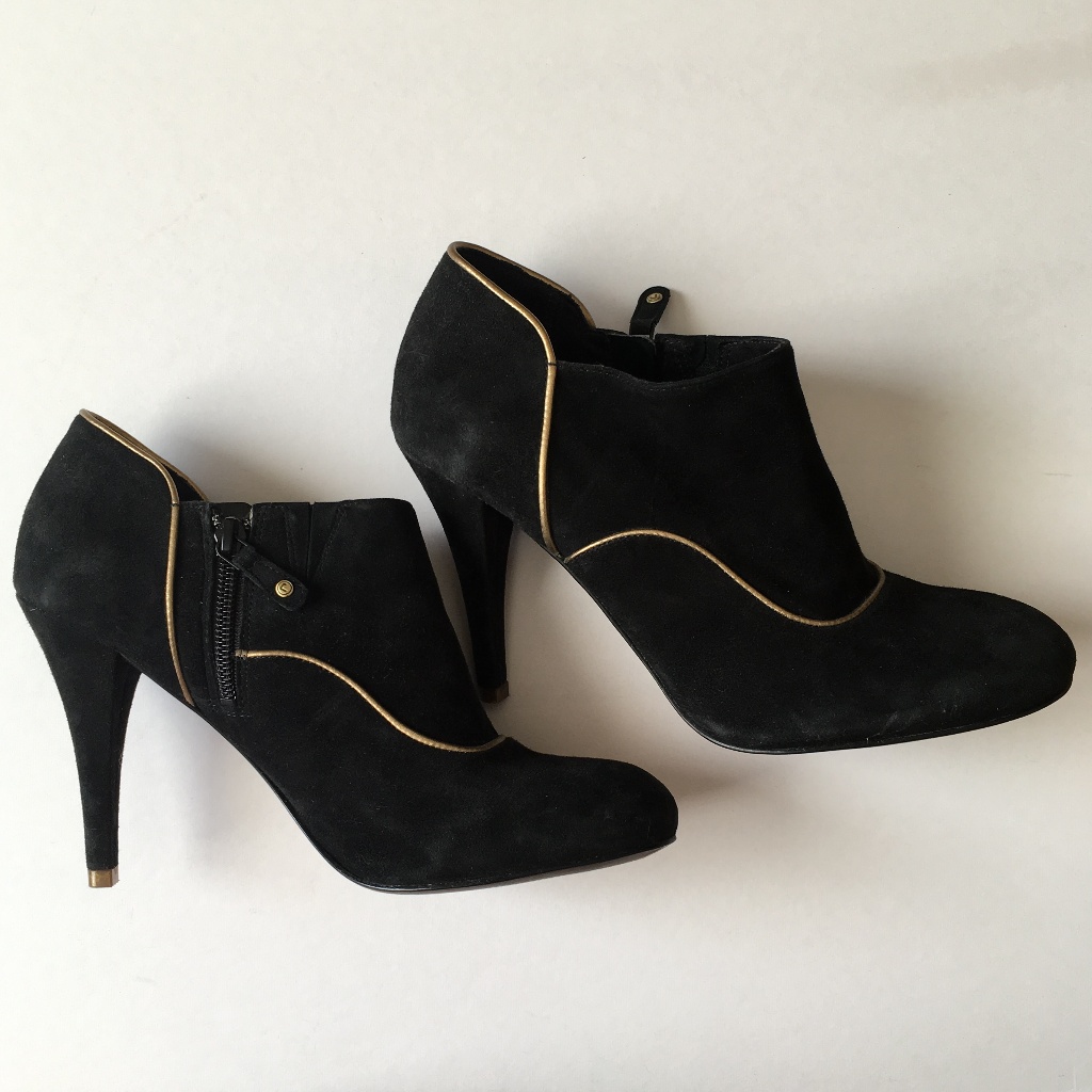 Rockport Black And Gold Suede Booties - Size 8m
